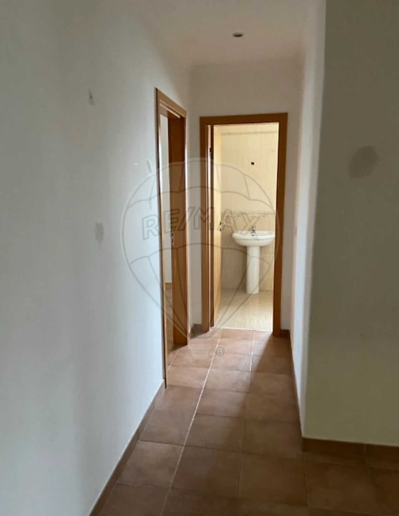 Apartamento T3 para Venda em Almada, Cova da Piedade, Pragal e Cacilhas Foto 2