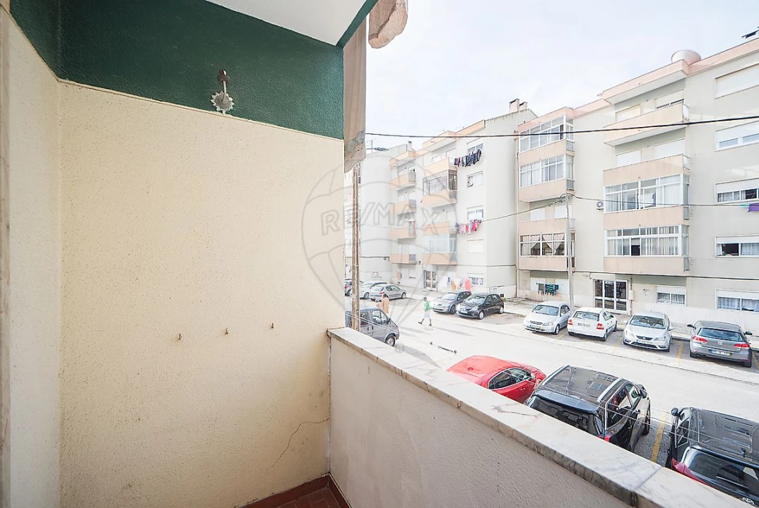 Apartamento T3 para Venda em Corroios Foto 31