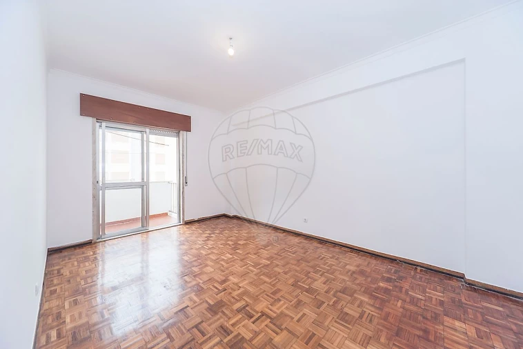 Apartamento T3 para Venda em Corroios Foto 29