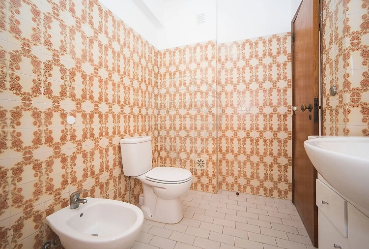 Apartamento T3 para Venda em Corroios Foto 16