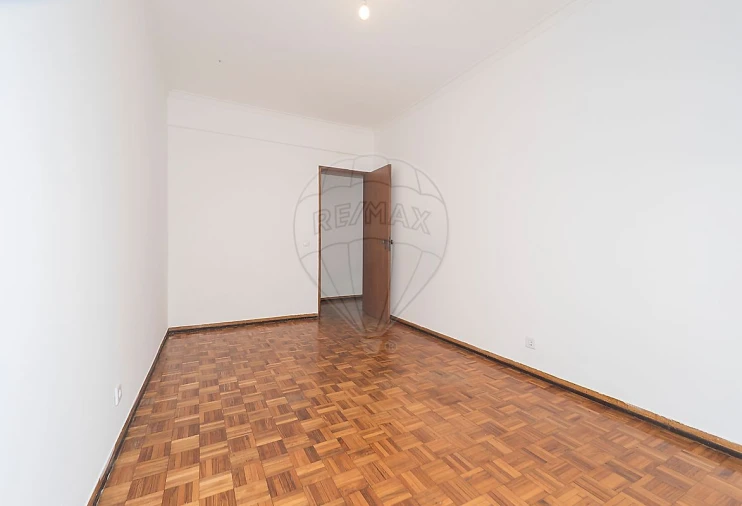 Apartamento T3 para Venda em Corroios Foto 14