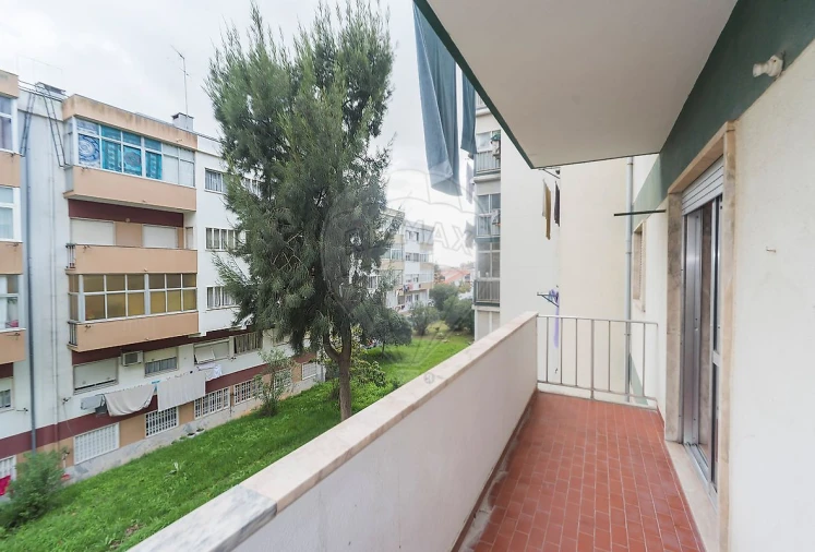 Apartamento T3 para Venda em Corroios Foto 11