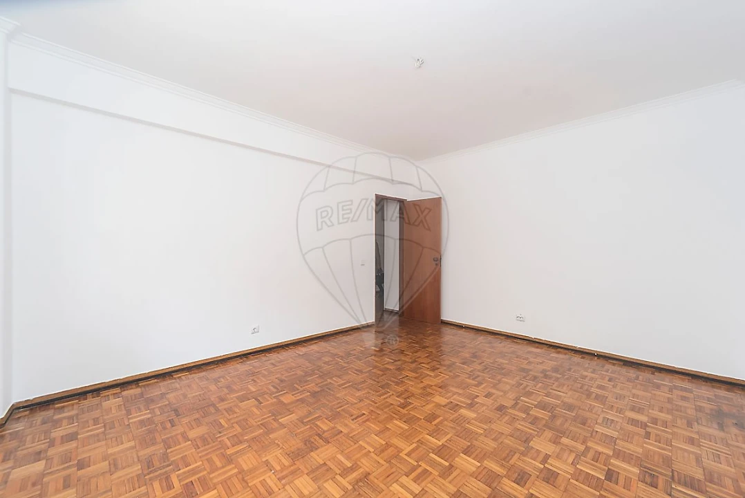 Apartamento T3 para Venda em Corroios Foto 27