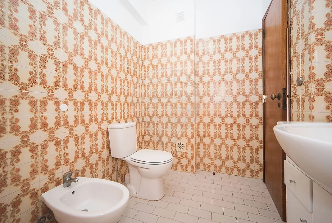 Apartamento T3 para Venda em Corroios Foto 16