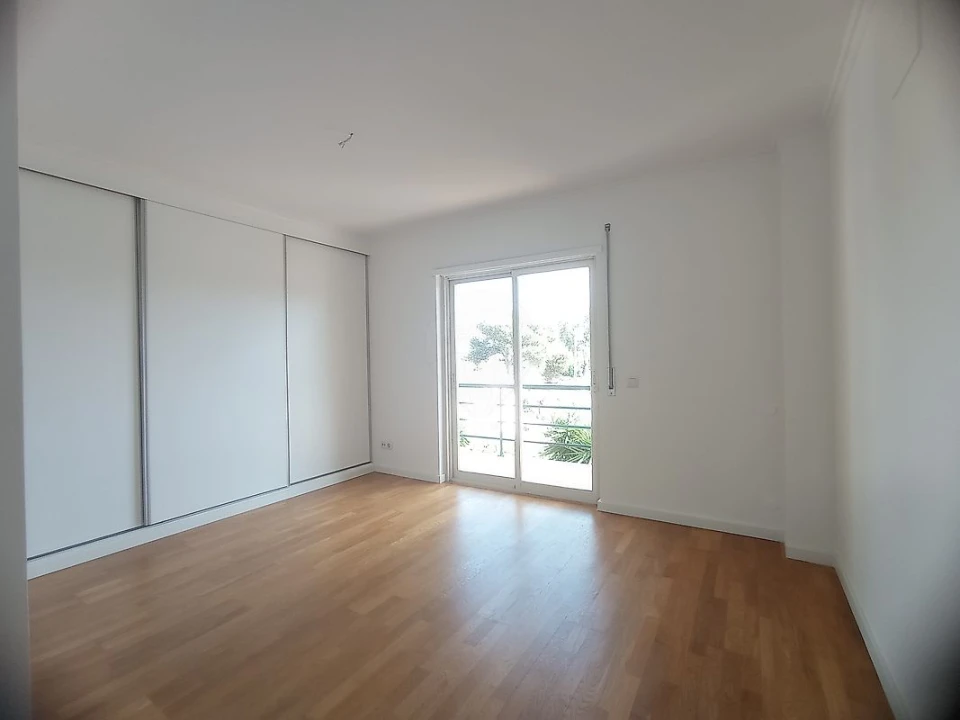 Moradia T3 para Venda em Cascais e Estoril Foto 18