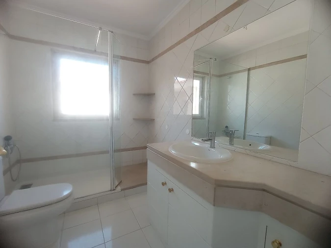 Moradia T3 para Venda em Cascais e Estoril Foto 38