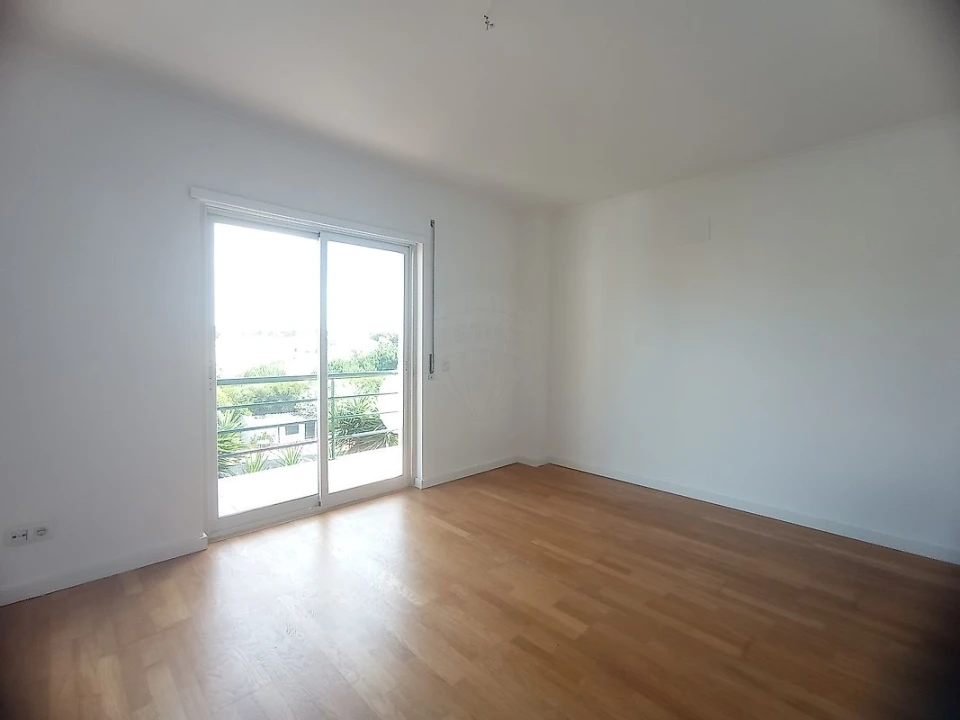 Moradia T3 para Venda em Cascais e Estoril Foto 4