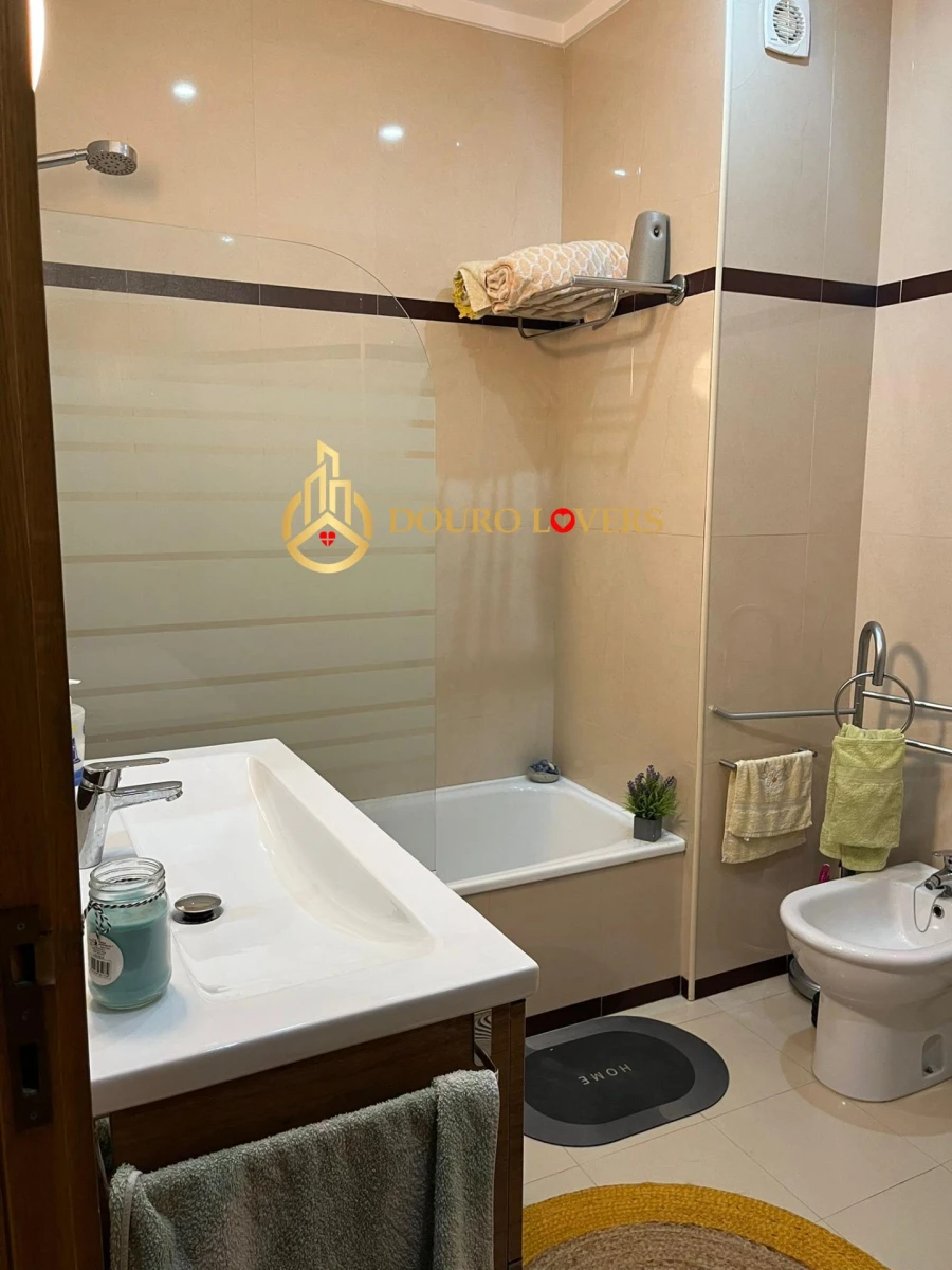 Apartamento T2 para Venda em Santa Marinha e São Pedro da Afurada Foto 24