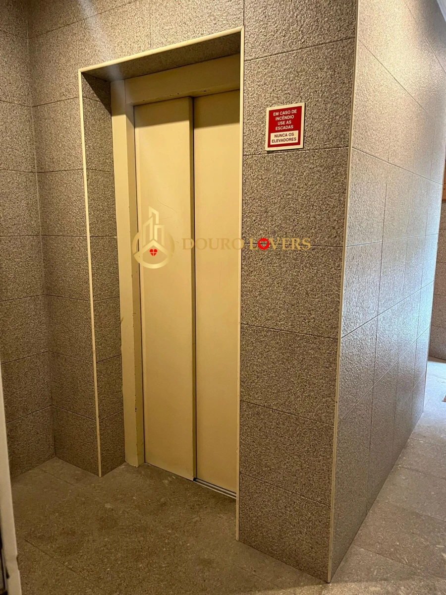 Apartamento T2 para Venda em Santa Marinha e São Pedro da Afurada Foto 29