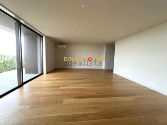 Apartamento T3 para Venda em Santa Marinha e São Pedro da Afurada Foto 4
