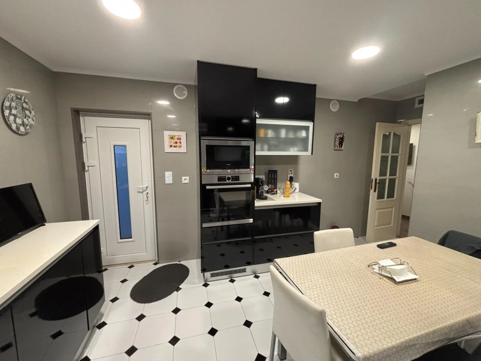 Moradia T5 para Venda em Fernao Ferro Foto 11