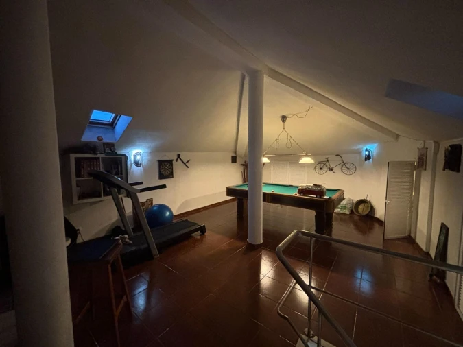 Moradia T5 para Venda em Fernao Ferro Foto 28