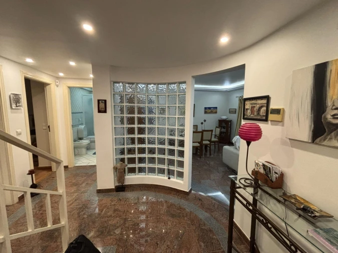 Moradia T5 para Venda em Fernao Ferro Foto 5