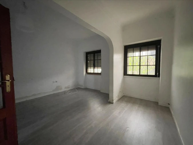 Apartamento T1 para Venda em Falagueira-Venda Nova Foto 3