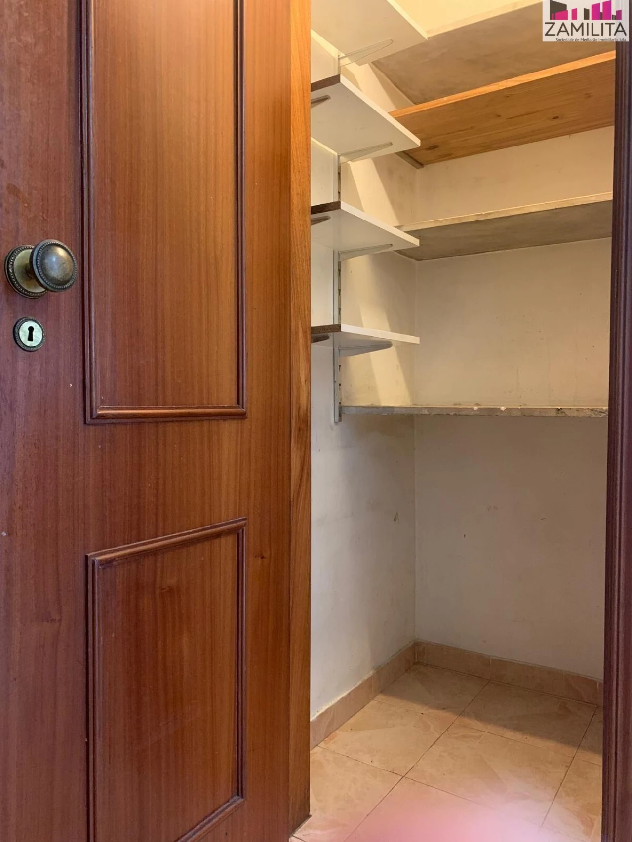 Apartamento T3 para Venda em Águas Livres Foto 13