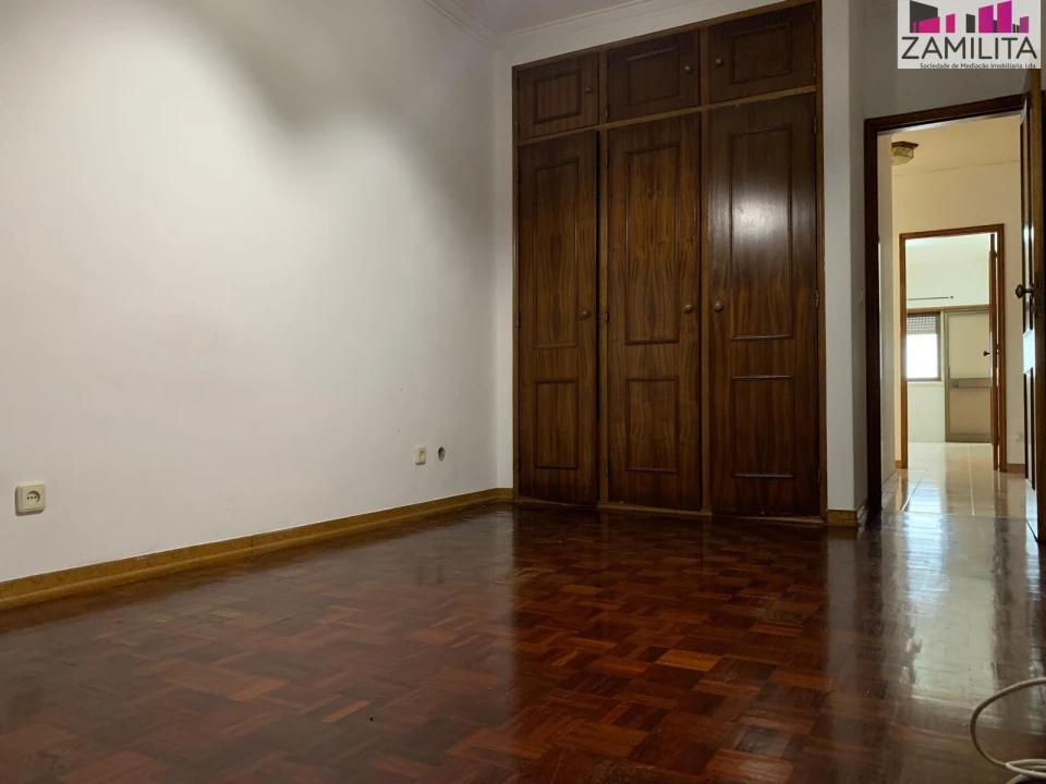 Apartamento T3 para Venda em Águas Livres Foto 20