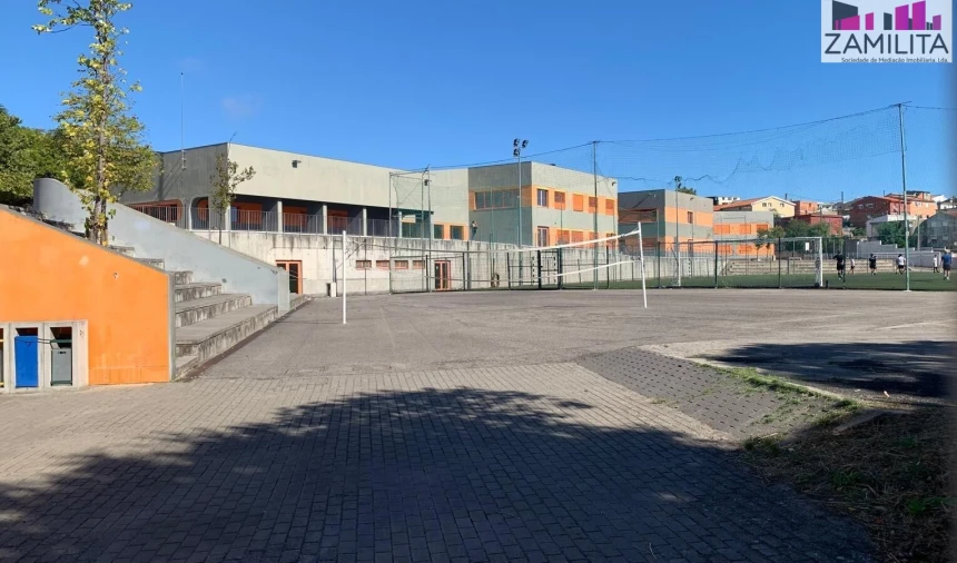 Apartamento T3 para Venda em Águas Livres Foto 27