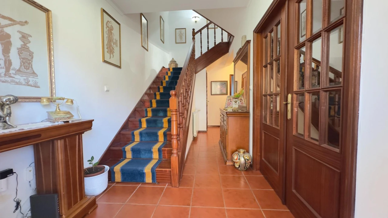 Moradia T4 para Venda em Rio de Loba Foto 12