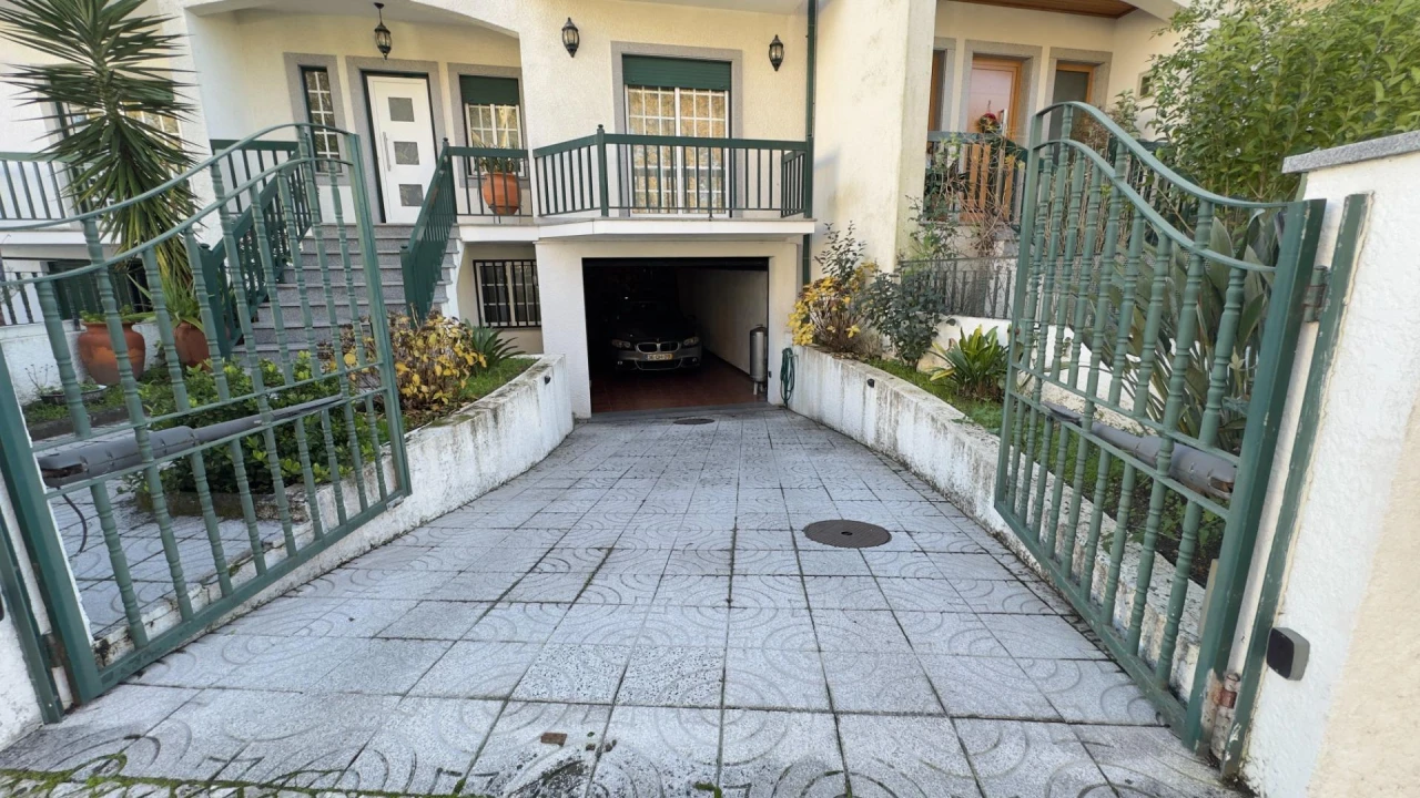 Moradia T4 para Venda em Rio de Loba Foto 37