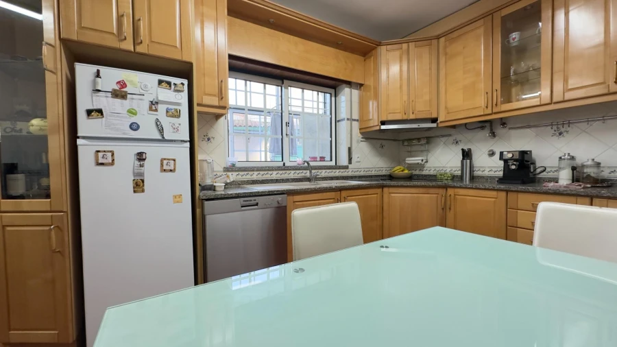 Moradia T4 para Venda em Rio de Loba Foto 3