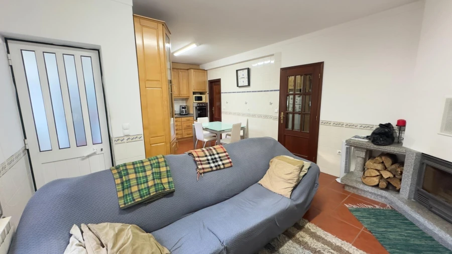 Moradia T4 para Venda em Rio de Loba Foto 5