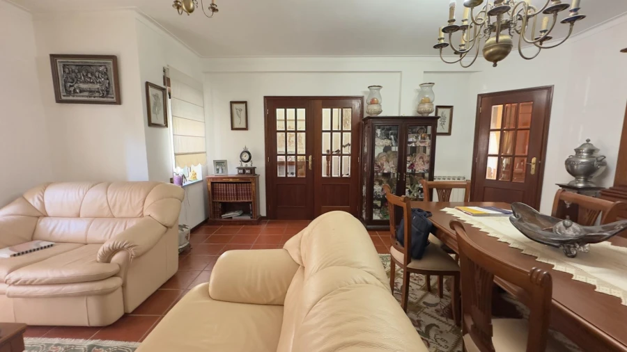 Moradia T4 para Venda em Rio de Loba Foto 10