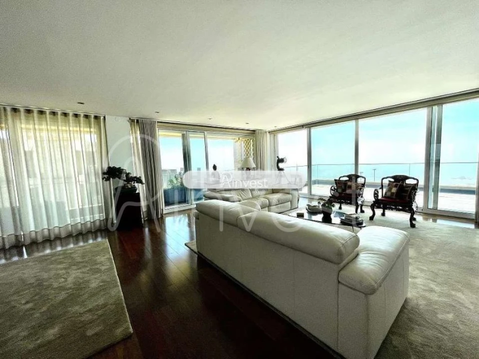 Apartamento T5 para Venda em Canidelo Foto 4