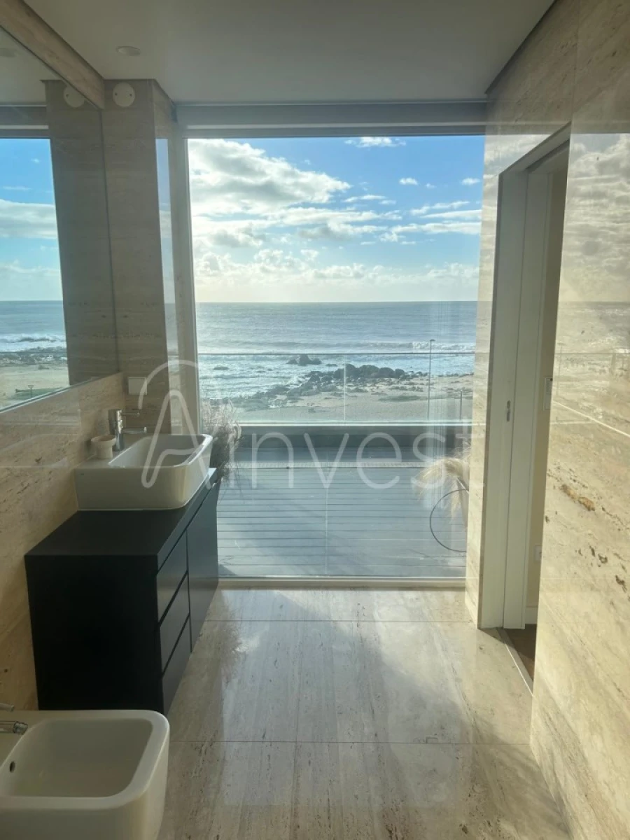 Apartamento T5 para Venda em Canidelo Foto 12