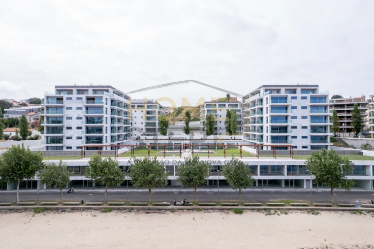 Apartamento T1 para Venda em Canidelo Foto 6