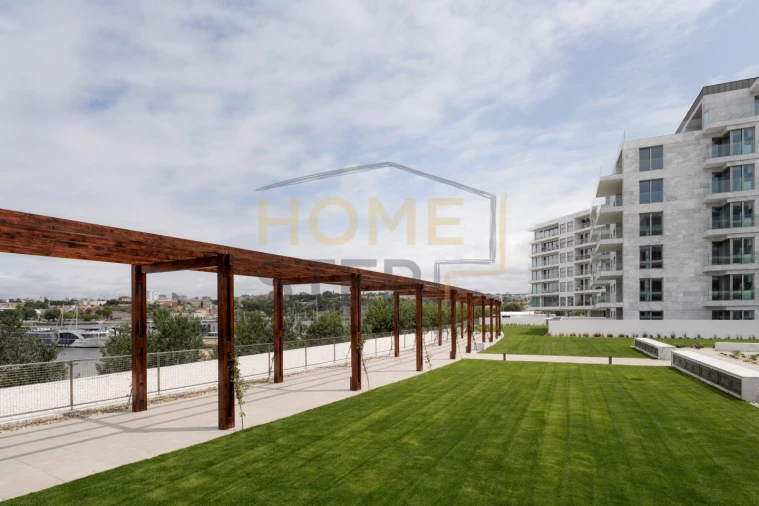 Apartamento T1 para Venda em Canidelo Foto 8