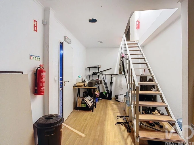 Loja para Venda em Santo Antonio dos Olivais Foto 11