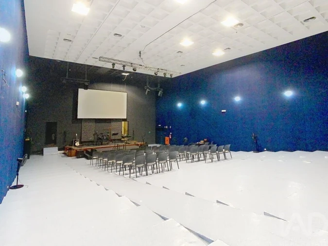 Loja para Venda em Santo Antonio dos Olivais Foto 2