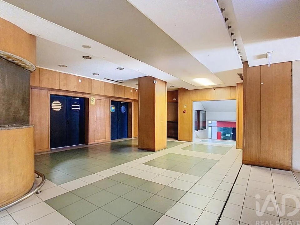 Loja para Venda em Santo Antonio dos Olivais Foto 4