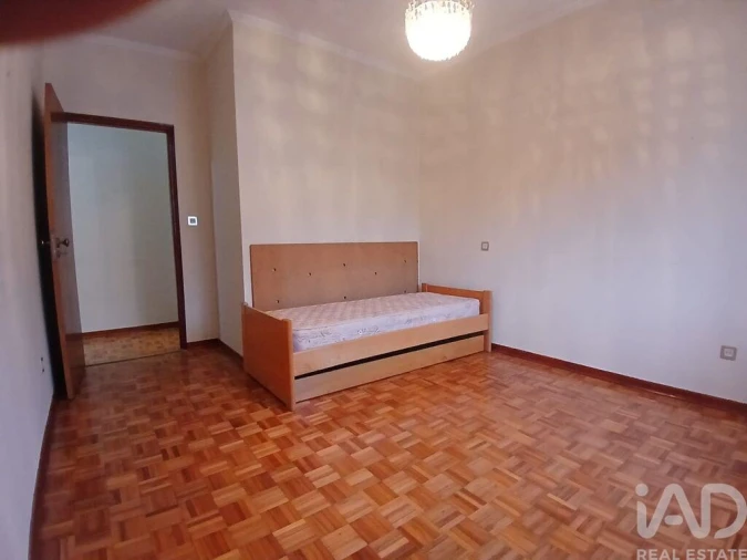 Apartamento T2 para Arrendamento em Covilhã e Canhoso Foto 18