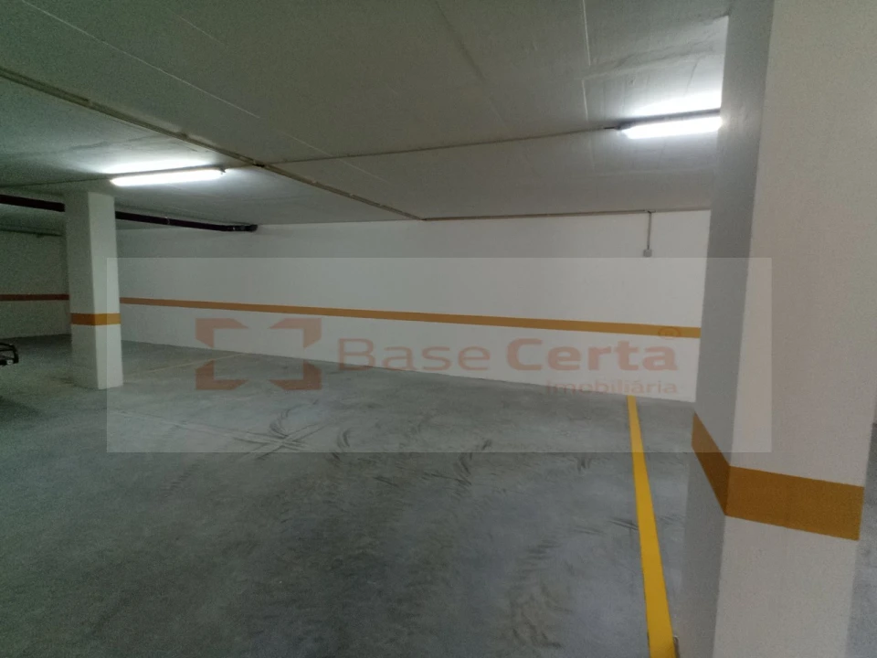 Apartamento T3 para Venda em Vialonga Foto 41