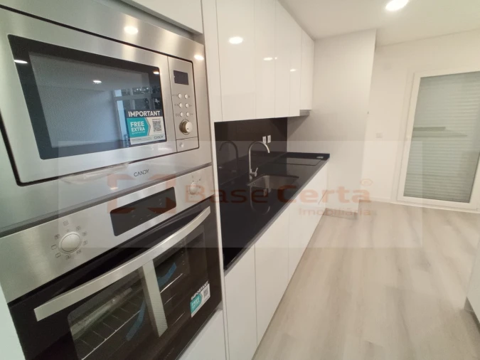 Apartamento T3 para Venda em Vialonga Foto 49