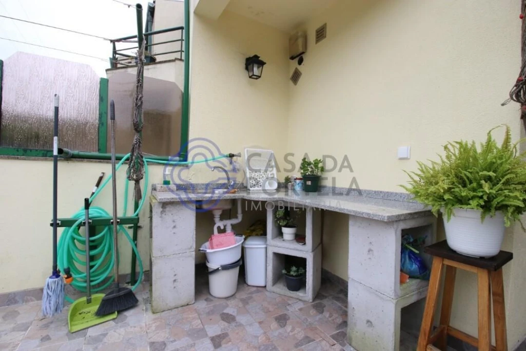 Moradia T3 para Venda em Gião Foto 3