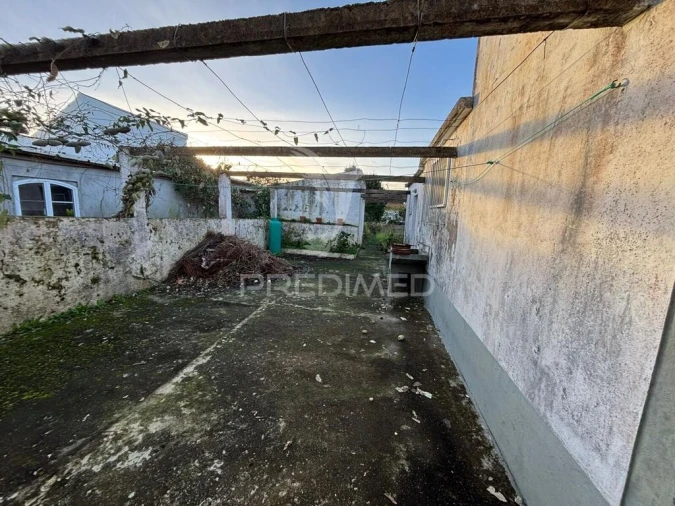 Moradia T3 para Venda em Angra (São Pedro) Foto 6