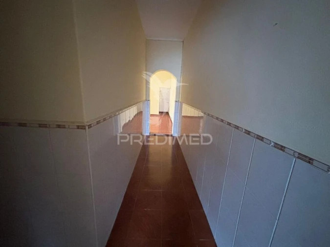 Moradia T3 para Venda em Angra (São Pedro) Foto 8