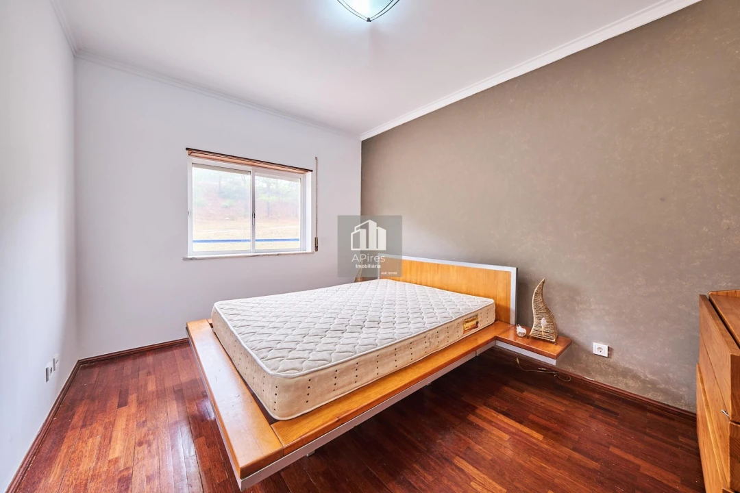 Apartamento T2 para Venda em Charneca de Caparica e Sobreda Foto 10