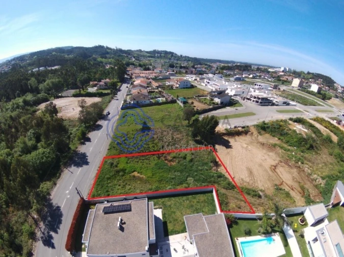 Terreno para Venda em Santa Maria da Feira, Travanca, Sanfins e Espargo Foto 2