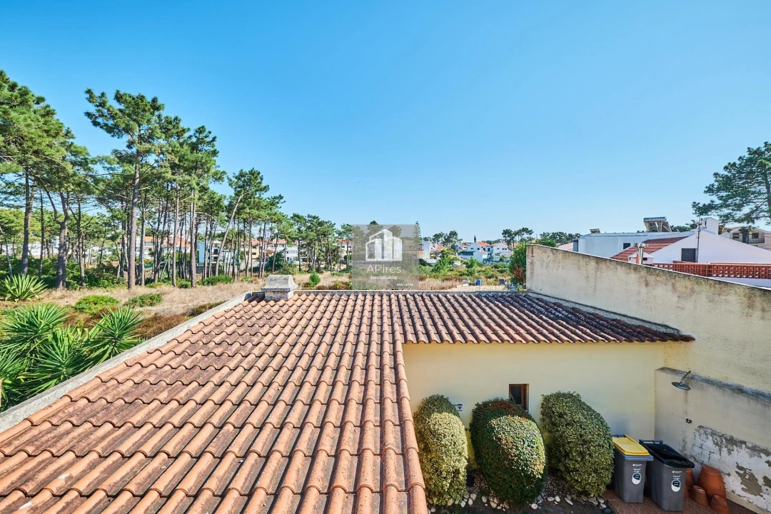 Moradia T5 para Venda em Charneca de Caparica e Sobreda Foto 29