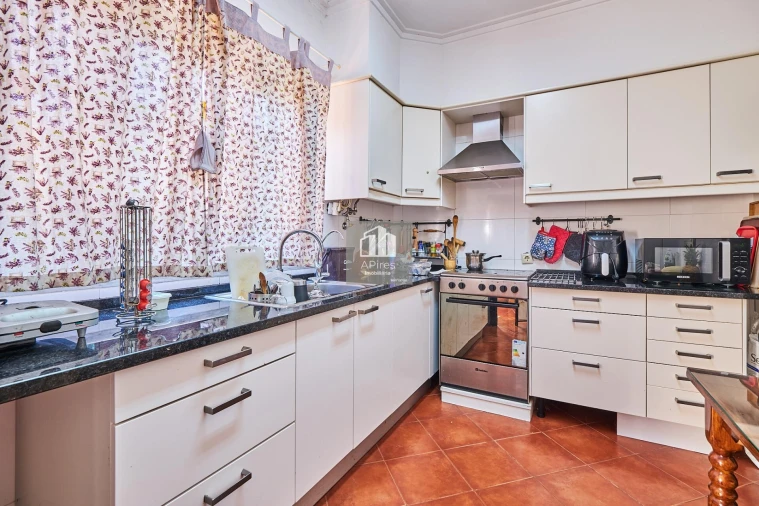 Moradia T5 para Venda em Charneca de Caparica e Sobreda Foto 20