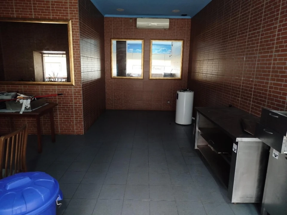 Loja para Venda em Algueirão-Mem Martins Foto 2