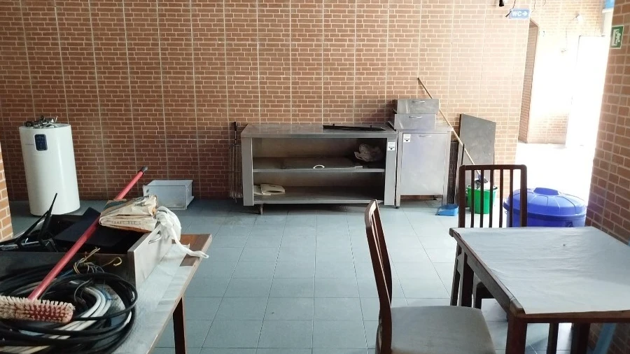Loja para Venda em Algueirão-Mem Martins