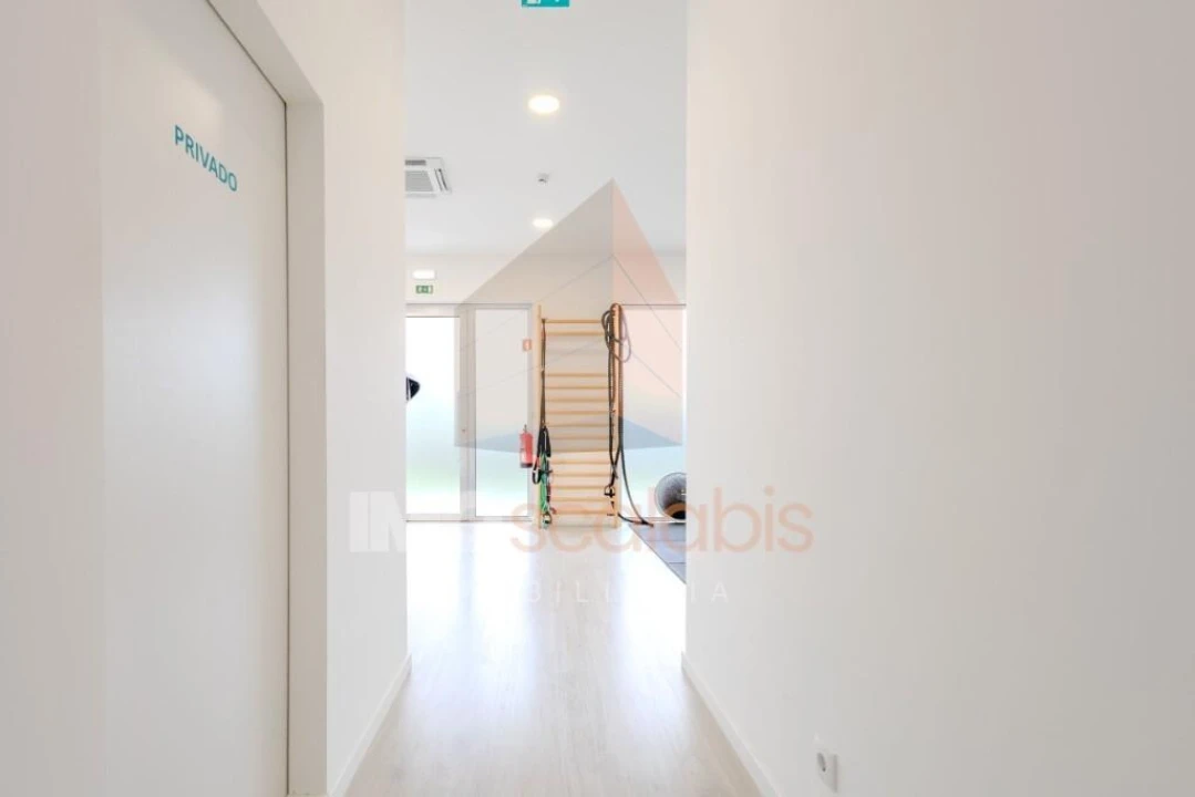 Loja para Venda em Romeira e Várzea Foto 2