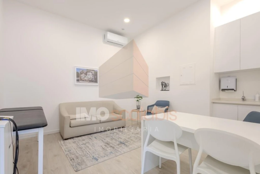 Loja para Venda em Romeira e Várzea Foto 17