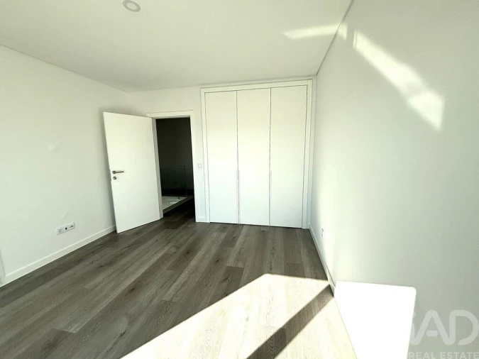 Apartamento T3 para Venda em Corroios Foto 19