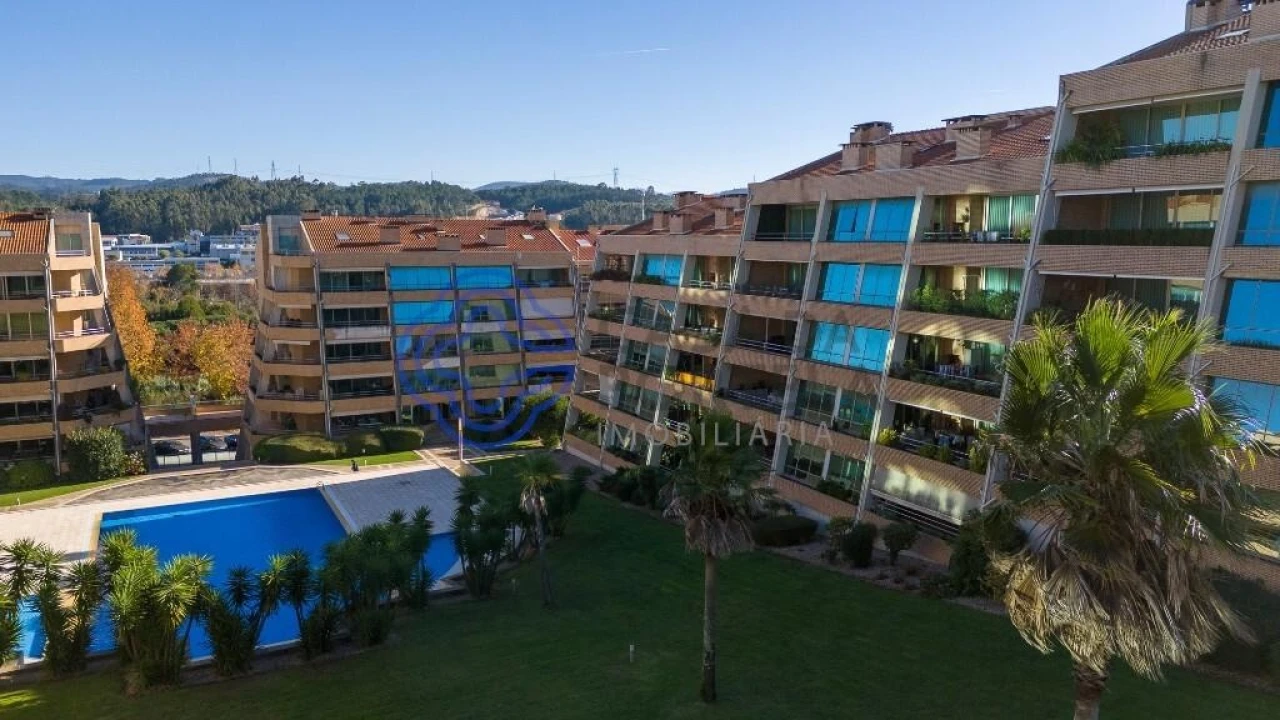 Apartamento T3 para Venda em São João da Madeira Foto 31