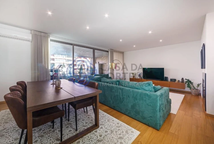 Apartamento T3 para Venda em São João da Madeira Foto 1